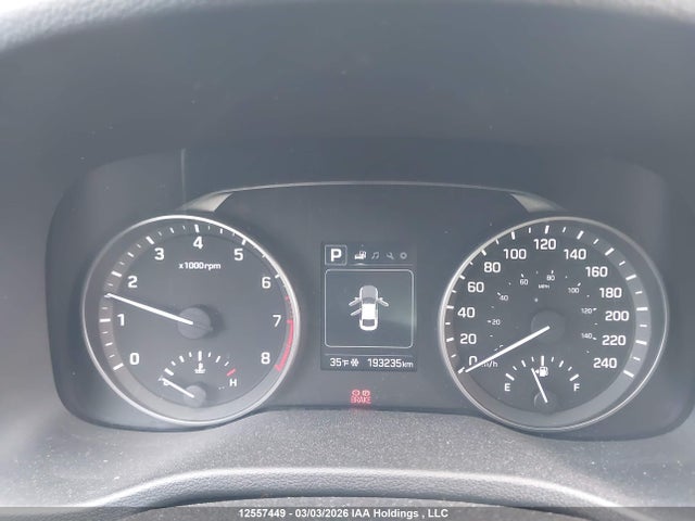 KMHD84LF8JU658219 Hyundai ELANTRA GL