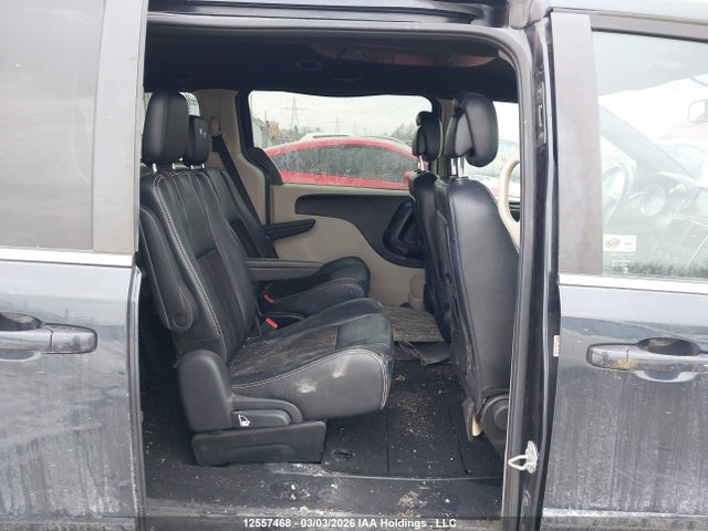 2C4RDGBG5ER410630 Dodge Grand Caravan Se