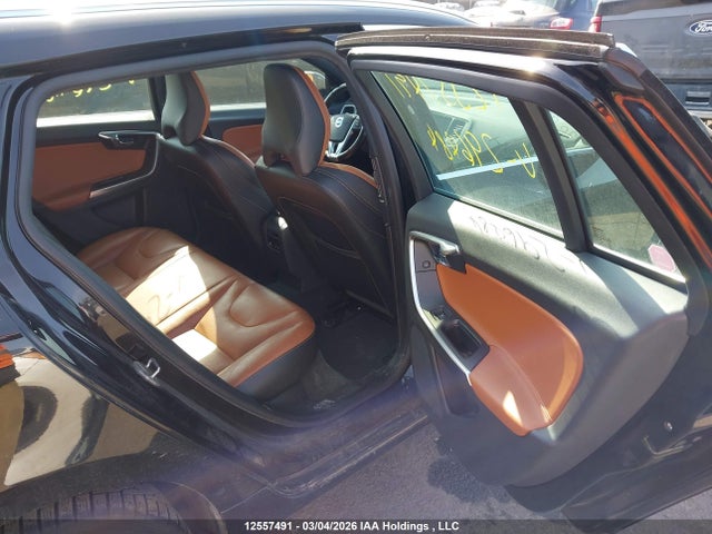 YV1612SK1G1296484 Volvo V60 Premier