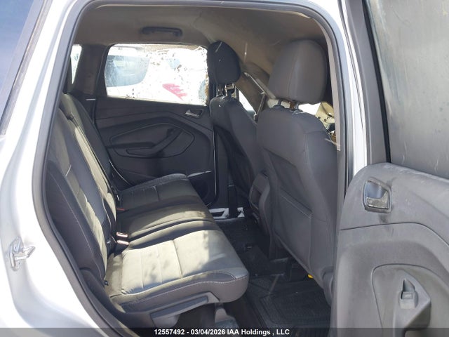 2014 Ford Escape Se მანქანა იყიდება აუქციონზე, vin: 1FMCU9G94EUD04776, აუქციონის ნომერი: 12557492