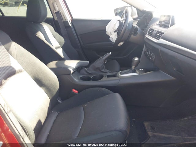 12557522 :رقم المزاد ، JM1BN1U77J1162694 vin ، 2018 Mazda 3 Sport مزاد بيع