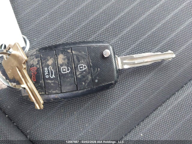 3KPFL4A79JE186490 KIA Forte Lx/s