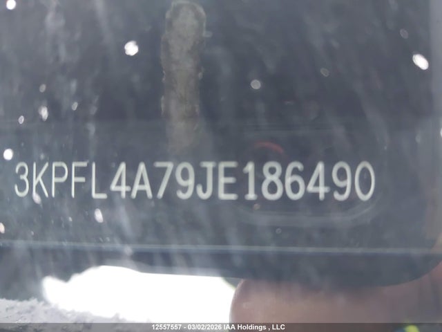 3KPFL4A79JE186490 KIA Forte Lx/s