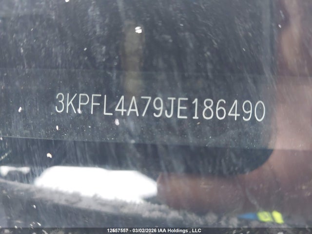 3KPFL4A79JE186490 KIA Forte Lx/s