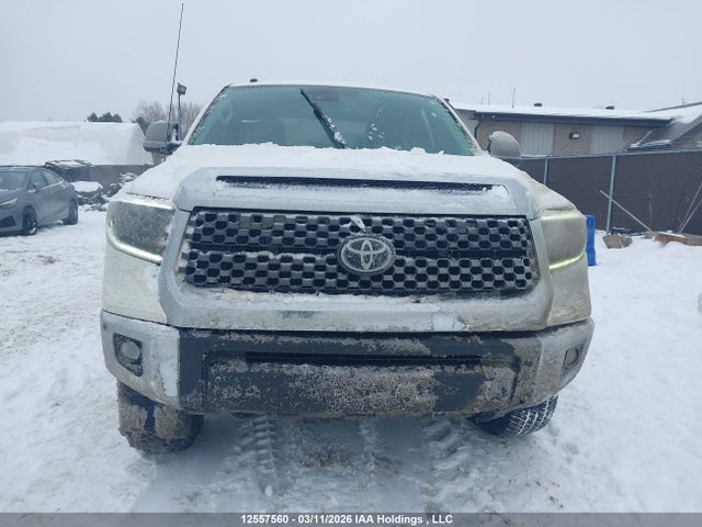 5TFDY5F17KX808637 Toyota Tundra