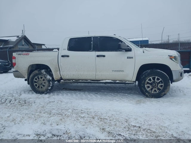 5TFDY5F17KX808637 Toyota Tundra