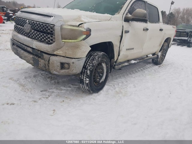 5TFDY5F17KX808637 Toyota Tundra