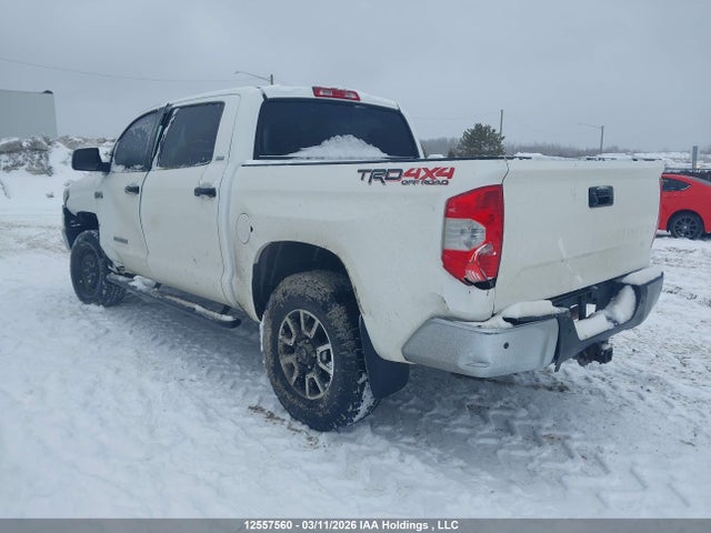 5TFDY5F17KX808637 Toyota Tundra