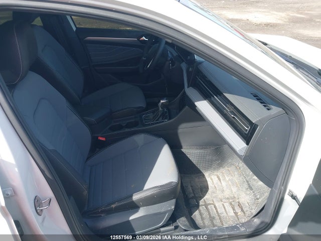 Продажа на аукционе авто 2025 Volkswagen Jetta Comfortline, vin: 3VWSX7BU8SM045987, номер лота: 12557569