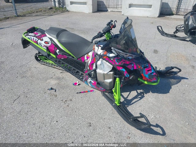 4UF18SNW0JT110805 Arctic Cat Zr 7000