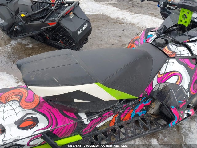 4UF18SNW0JT110805 Arctic Cat Zr 7000