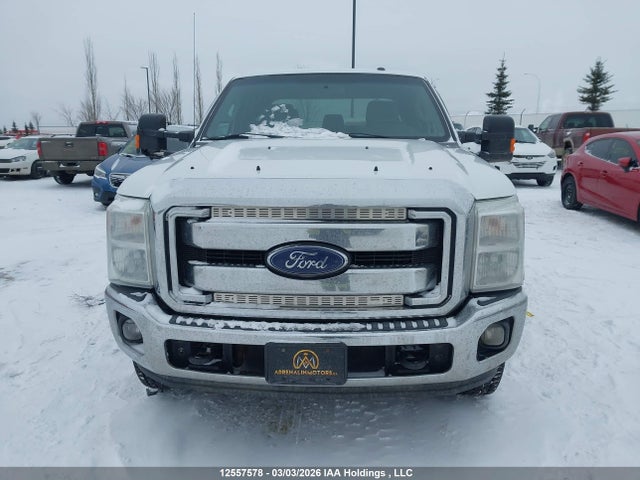 12557578 :رقم المزاد ، 1FT8W3B67FEB17414 vin ، 2015 Ford F350 Super Duty مزاد بيع