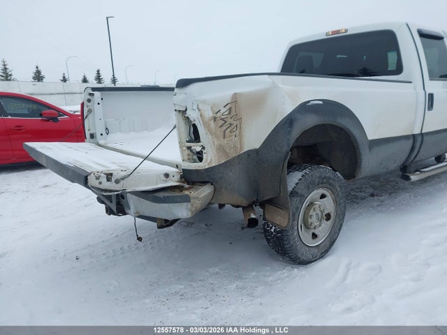 12557578 :رقم المزاد ، 1FT8W3B67FEB17414 vin ، 2015 Ford F350 Super Duty مزاد بيع