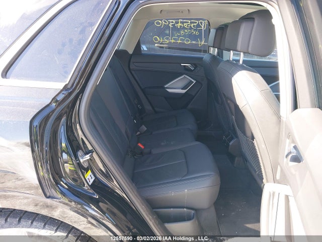 WA1AUCF35S1077210 Audi Q3 Premium 40