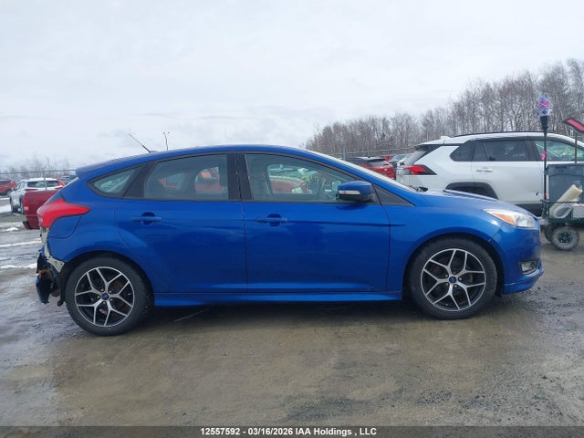 1FADP3K2XJL218594 Ford FOCUS SE