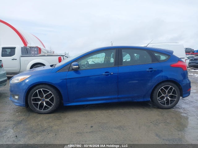 1FADP3K2XJL218594 Ford FOCUS SE
