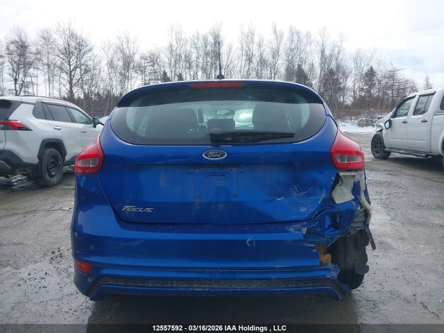 1FADP3K2XJL218594 Ford FOCUS SE