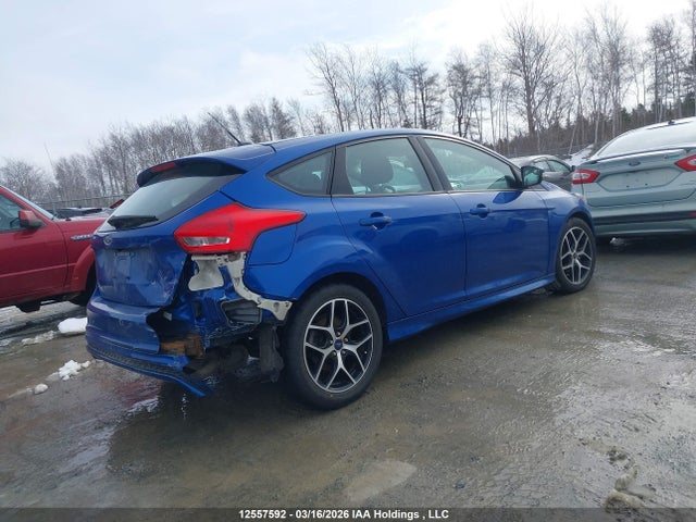 1FADP3K2XJL218594 Ford FOCUS SE