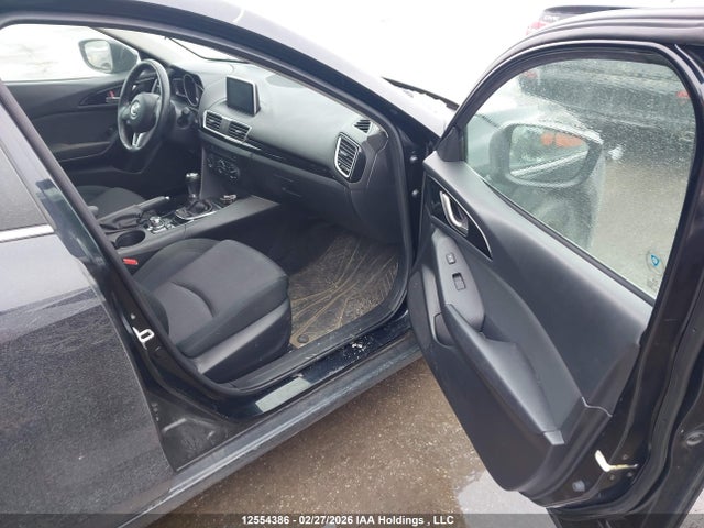 3MZBM1L74EM122079 Mazda Mazda3 Gs-sky