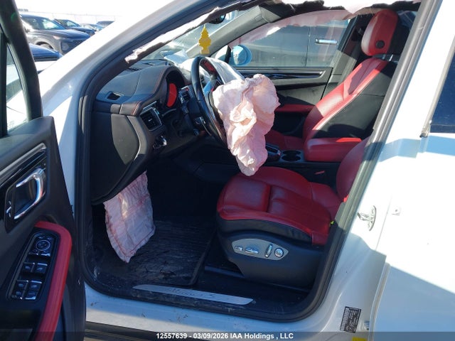 WP1AB2A54HLB17657 Porsche MACAN S