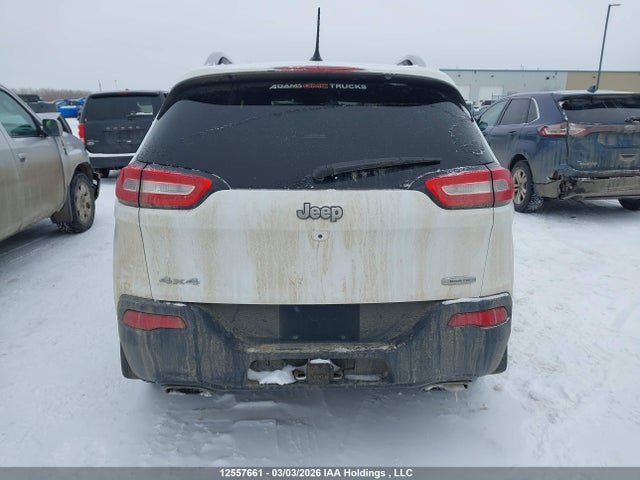 Продажа на аукционе авто 2015 Jeep Cherokee North, vin: 1C4PJMCS8FW685838, номер лота: 12557661