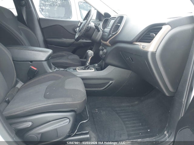 Продажа на аукционе авто 2015 Jeep Cherokee North, vin: 1C4PJMCS8FW685838, номер лота: 12557661