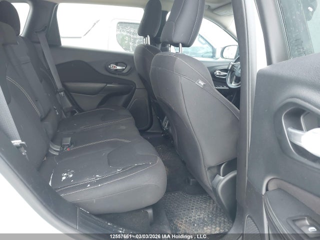 Продажа на аукционе авто 2015 Jeep Cherokee North, vin: 1C4PJMCS8FW685838, номер лота: 12557661