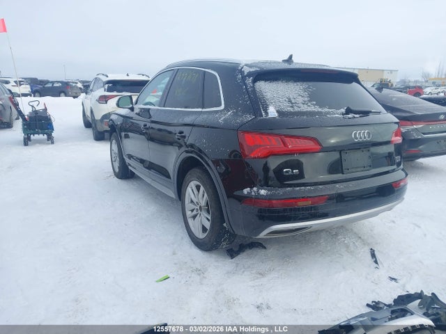 12557678 :رقم المزاد ، WA1ANAFYXJ2211067 vin ، 2018 Audi Q5 Premium مزاد بيع