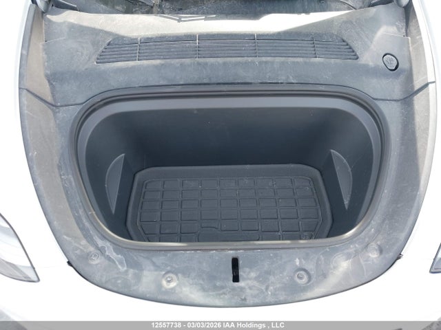 7SAYGDEE7PF771760 Tesla Model Y Long Range