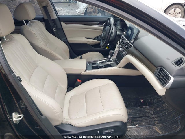 1HGCV1F96KA803873 Honda Accord Touring 1.5t