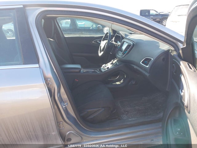 Продаж на аукціоні авто 2015 Chrysler 200 Limited, vin: 1C3CCCAB0FN512959, номер лоту: 12557779