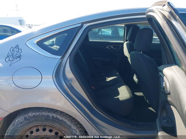 Продаж на аукціоні авто 2015 Chrysler 200 Limited, vin: 1C3CCCAB0FN512959, номер лоту: 12557779