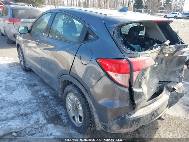 3CZRU5H38GM105443 Honda HR-V LX