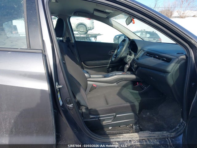 3CZRU5H38GM105443 Honda HR-V LX