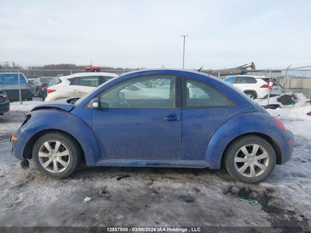 Продажа на аукционе авто 2008 Volkswagen New Beetle 2.5l, vin: 3VWRW21C88M502738, номер лота: 12557808