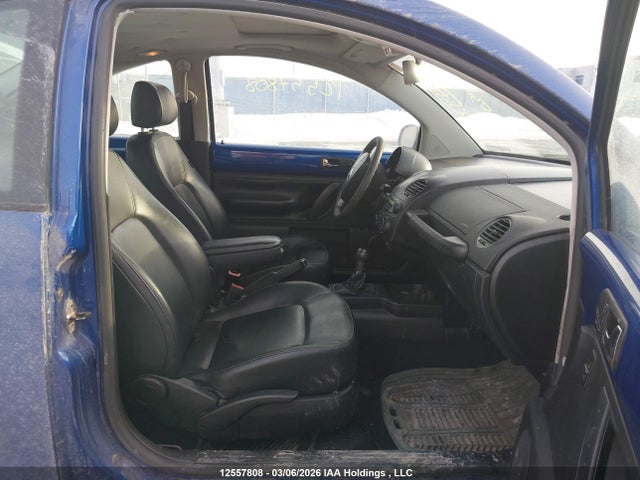 Продажа на аукционе авто 2008 Volkswagen New Beetle 2.5l, vin: 3VWRW21C88M502738, номер лота: 12557808