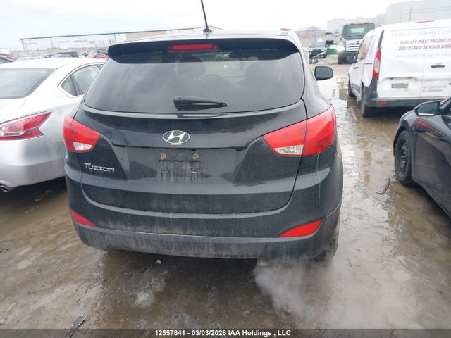 KM8JT3AF6FU069076 Hyundai Tucson