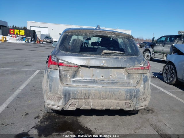 Mitsubishi RVR ES 2024 JA4AJUAU2RU607138 Image 17