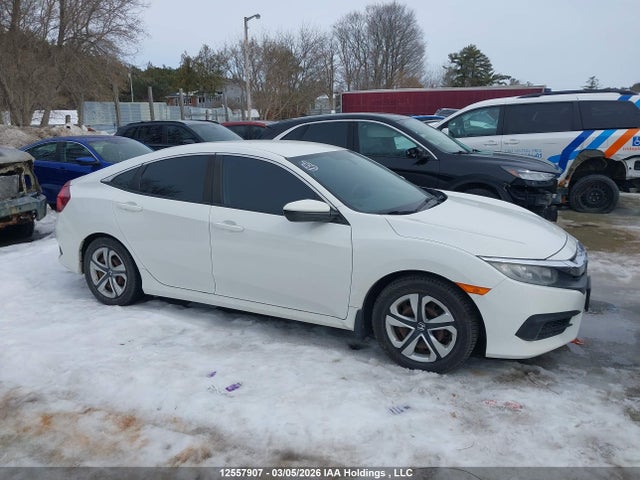 12557907 :رقم المزاد ، 2HGFC2E58JH000800 vin ، 2018 Honda Civic Lx مزاد بيع