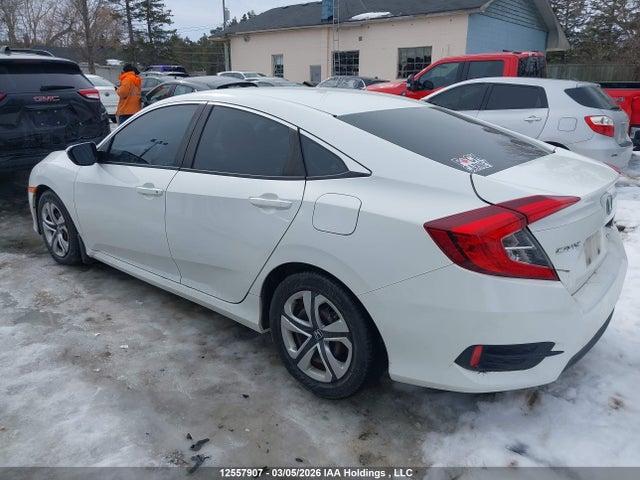 12557907 :رقم المزاد ، 2HGFC2E58JH000800 vin ، 2018 Honda Civic Lx مزاد بيع