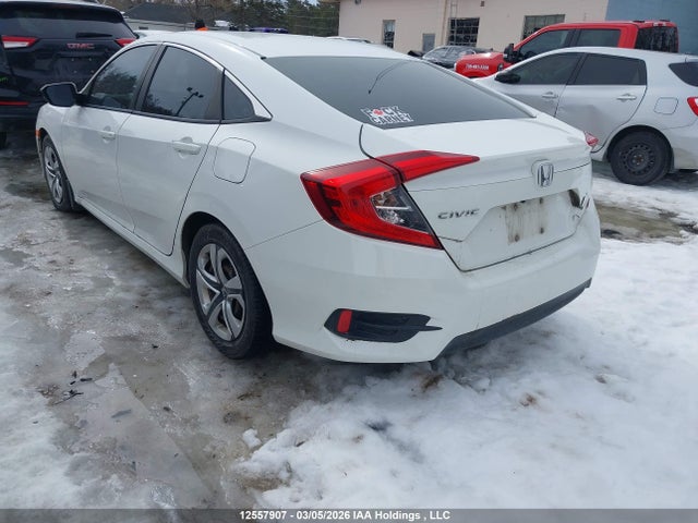 12557907 :رقم المزاد ، 2HGFC2E58JH000800 vin ، 2018 Honda Civic Lx مزاد بيع