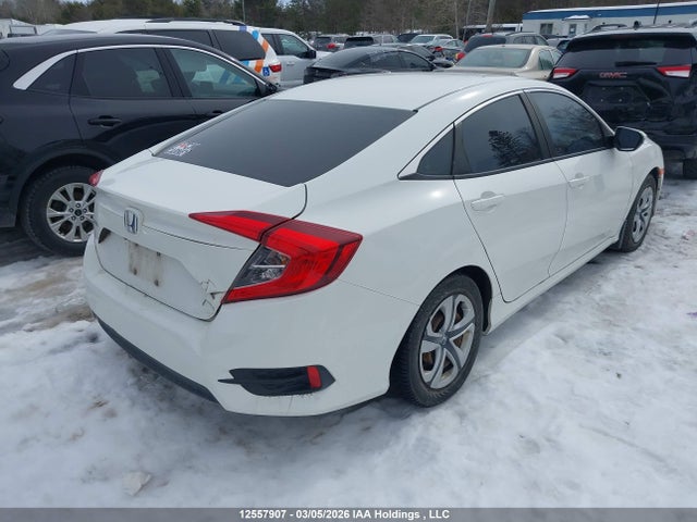 12557907 :رقم المزاد ، 2HGFC2E58JH000800 vin ، 2018 Honda Civic Lx مزاد بيع