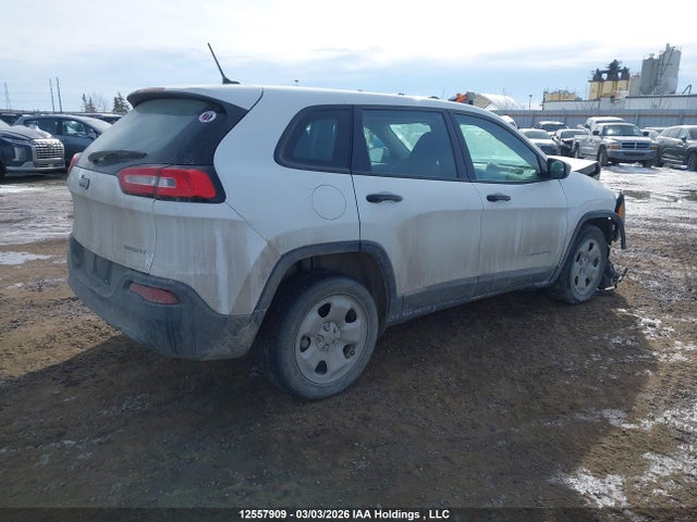 1C4PJLAB9GW221665 Jeep Cherokee Sport