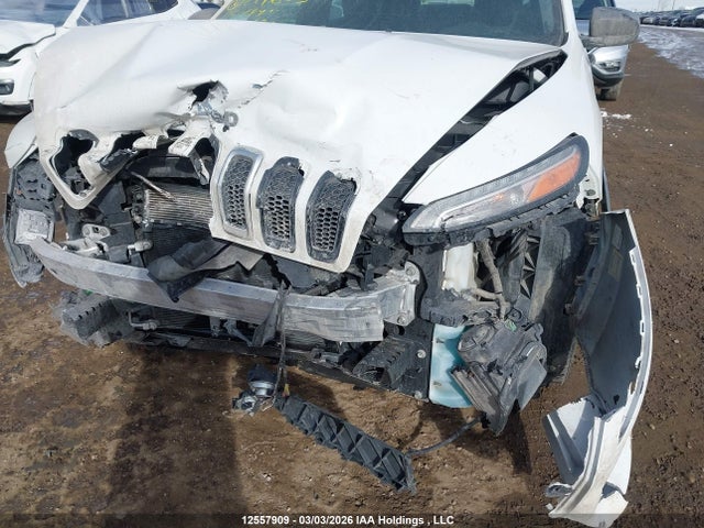 1C4PJLAB9GW221665 Jeep Cherokee Sport