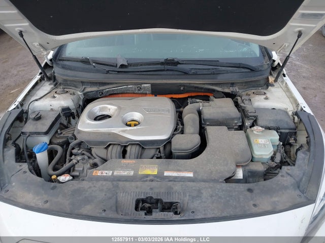 KMHE34L12GA007914 Hyundai Sonata Hybrid Limited