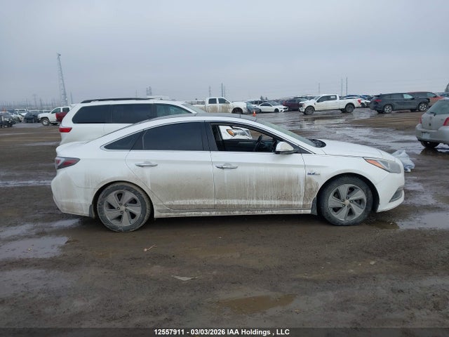 KMHE34L12GA007914 Hyundai Sonata Hybrid Limited