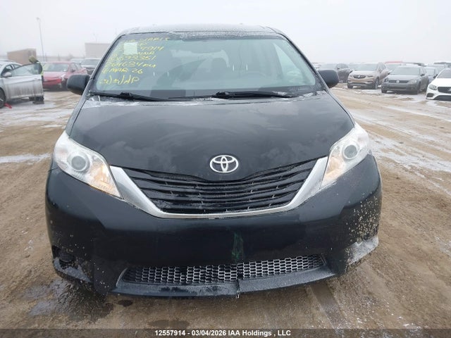 2016 Toyota Sienna Le 8 Passenger მანქანა იყიდება აუქციონზე, vin: 5TDKK3DC6GS693351, აუქციონის ნომერი: 12557914