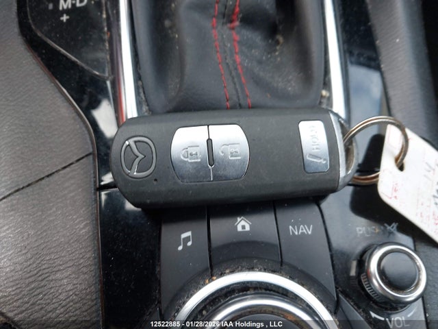 JM1BM1L77E1101727 Mazda 3 TOURING