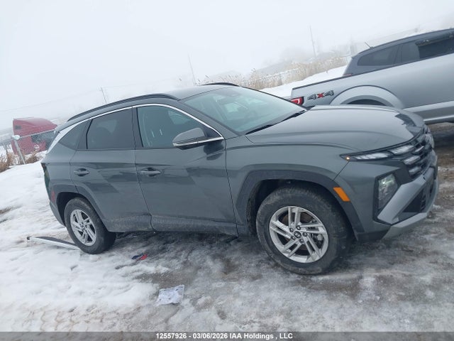 KM8JBCDE1SU434697 Hyundai Tucson Preferred Awd