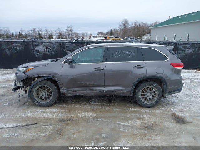 Aukcja sprzedaży 2018 Toyota Highlander Limited/ltd Platinum, vin: 5TDDZRFH0JS847138, numer aukcji: 12557939
